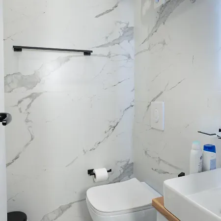 Circle Center Апарт-отель