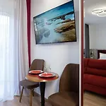 Circle Center 4* Tirana